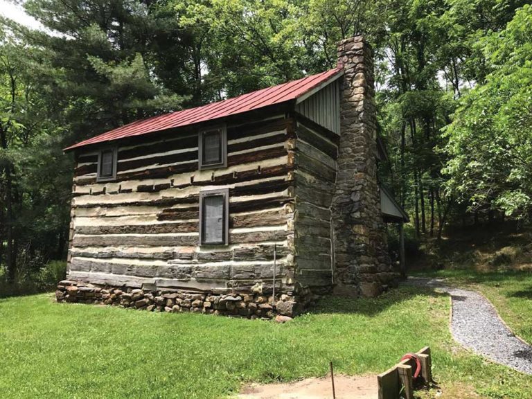 Mountain Getaway Guide: Unique Lodging of the Blue Ridge - October 2019 ...